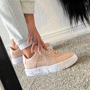 Nike Air Force 1 Pixel Sneaker